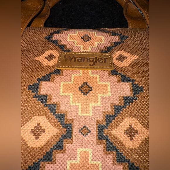 NEW Wrangler Brown Aztec Southwestern tapestry BAG SET WEEKEND DUFFLE & PURSE - Picture 5 of 15
